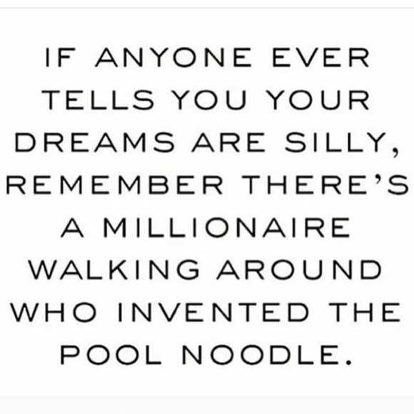 Welcome To My Closet! 💐 - Picture 13 of 13